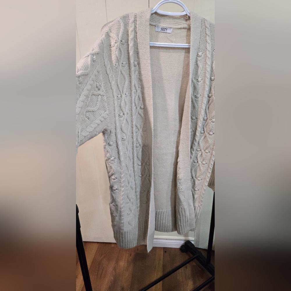 Suzy Shier Cream Cable Knit Cardigan
